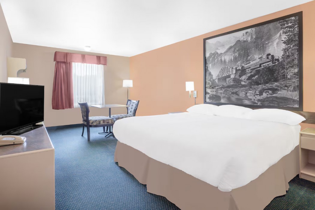 Ramada by Wyndham Cranbrook, BC 8/27