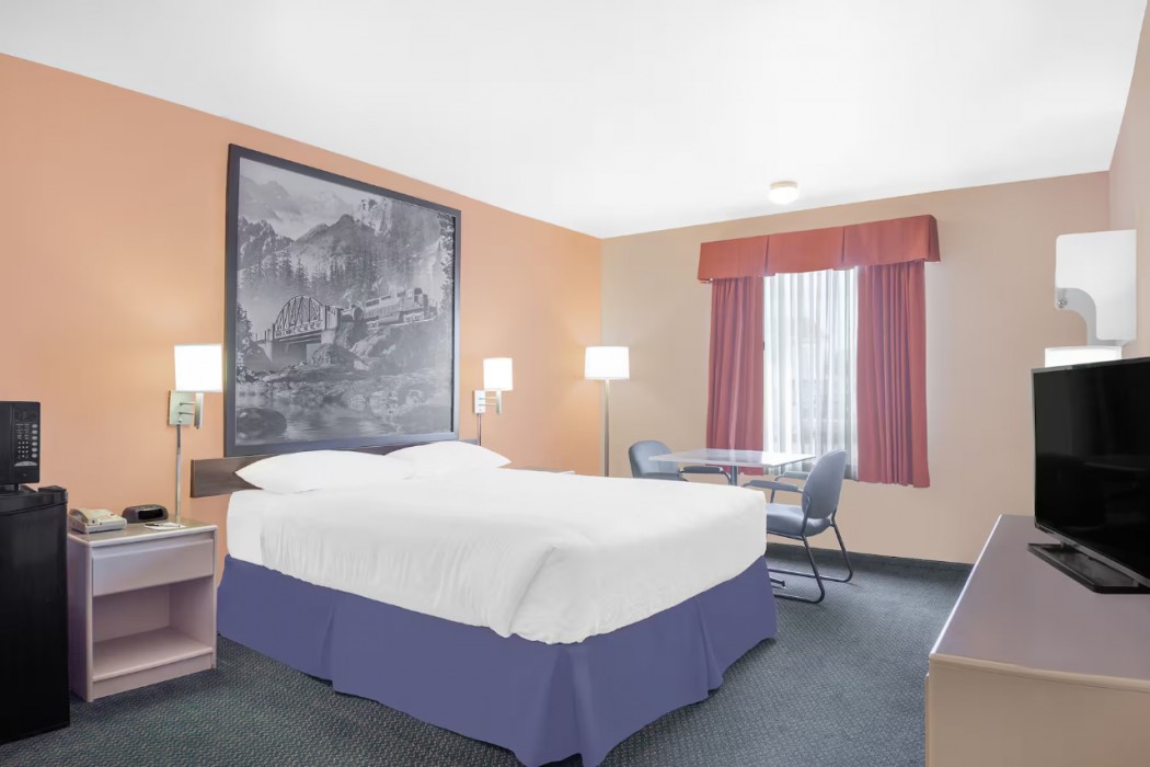 Ramada by Wyndham Cranbrook, BC 5/27