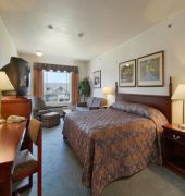 Super 8 by Wyndham Cochrane 5/15