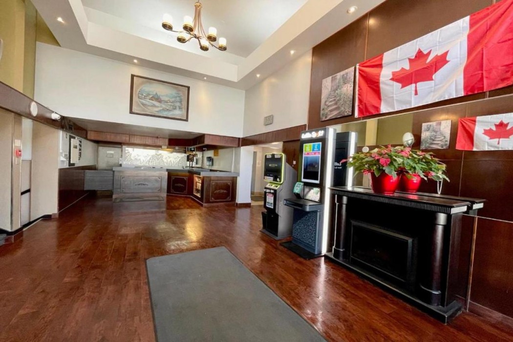 Travelodge by Wyndham Winnipeg Airport 3/37