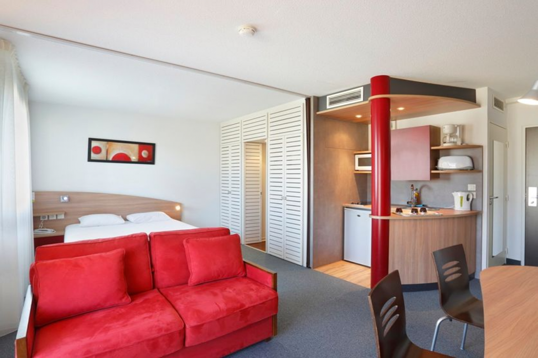 Suite Home Saran Orleans 7/28