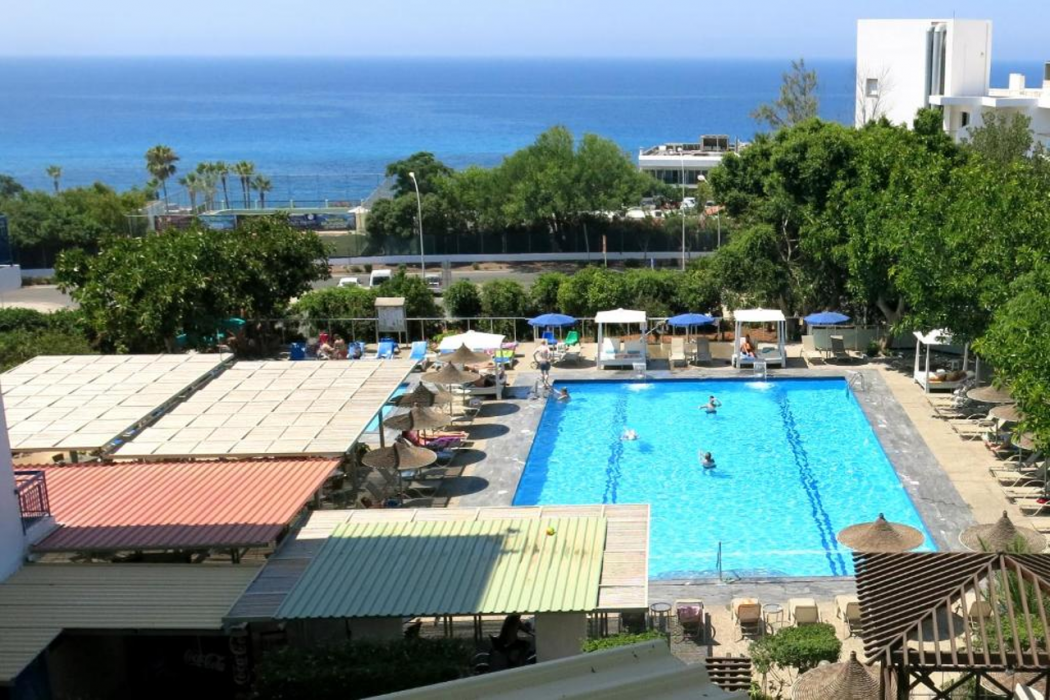 Marina Hotel 37/68