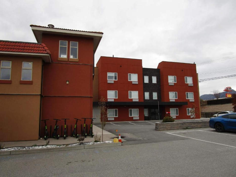 Park Inn by Radisson Osoyoos, BC 1/11