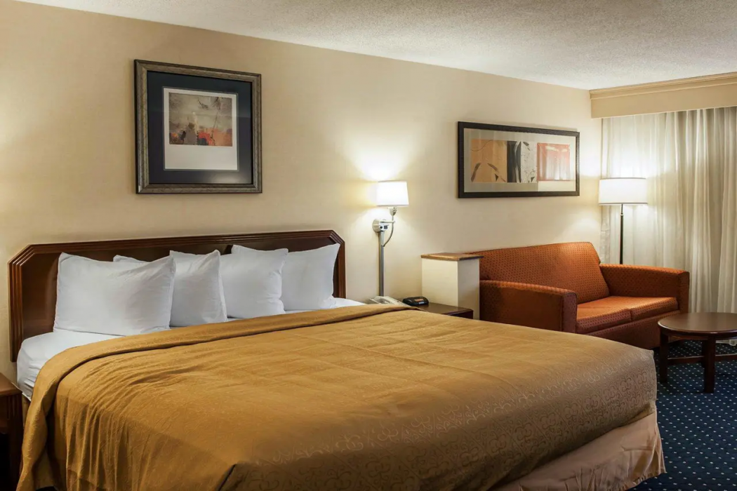 Quality Inn and Suites Goshen IN 8/25