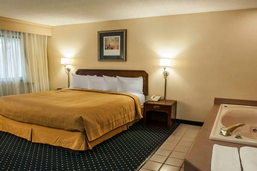 Quality Inn and Suites Goshen IN 6/25