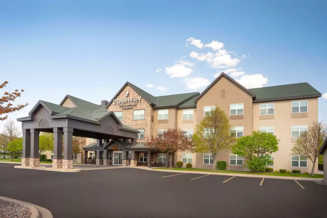 Country Inn & Suites by Radisson Albertville near Outlet Mall 1/21