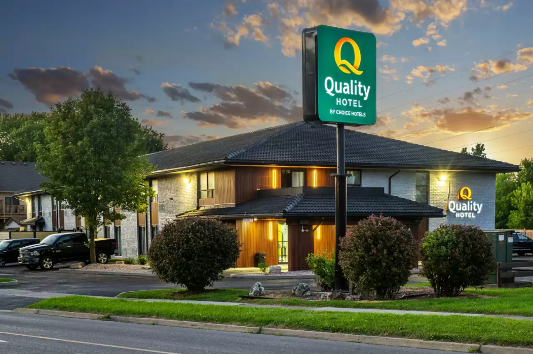 Quality Inn Chatham, ON 2/27
