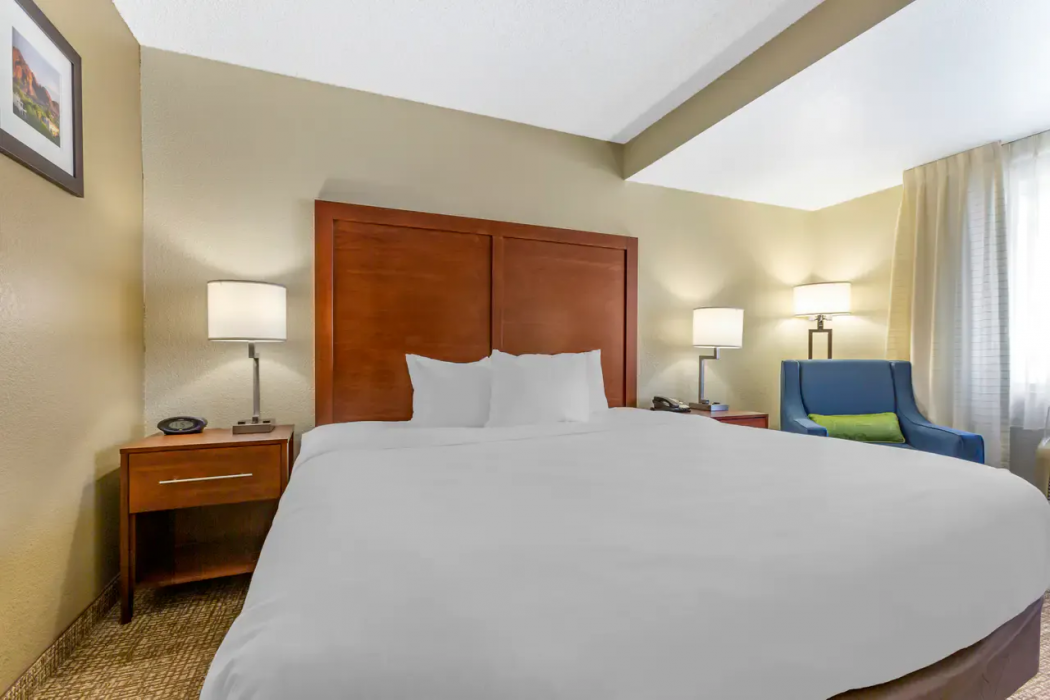 Comfort Inn & Suites Phoenix North / Deer Valley 13/31