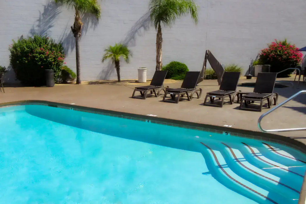 Comfort Inn & Suites Phoenix North / Deer Valley 18/31
