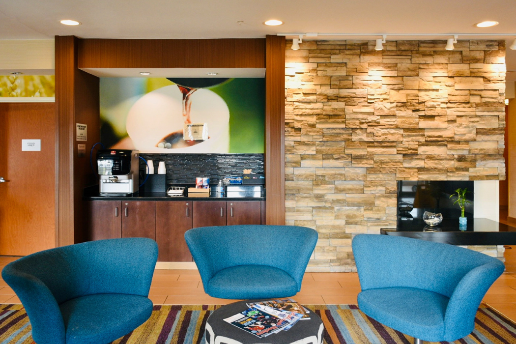 Comfort Inn & Suites Texas City I-45 8/16