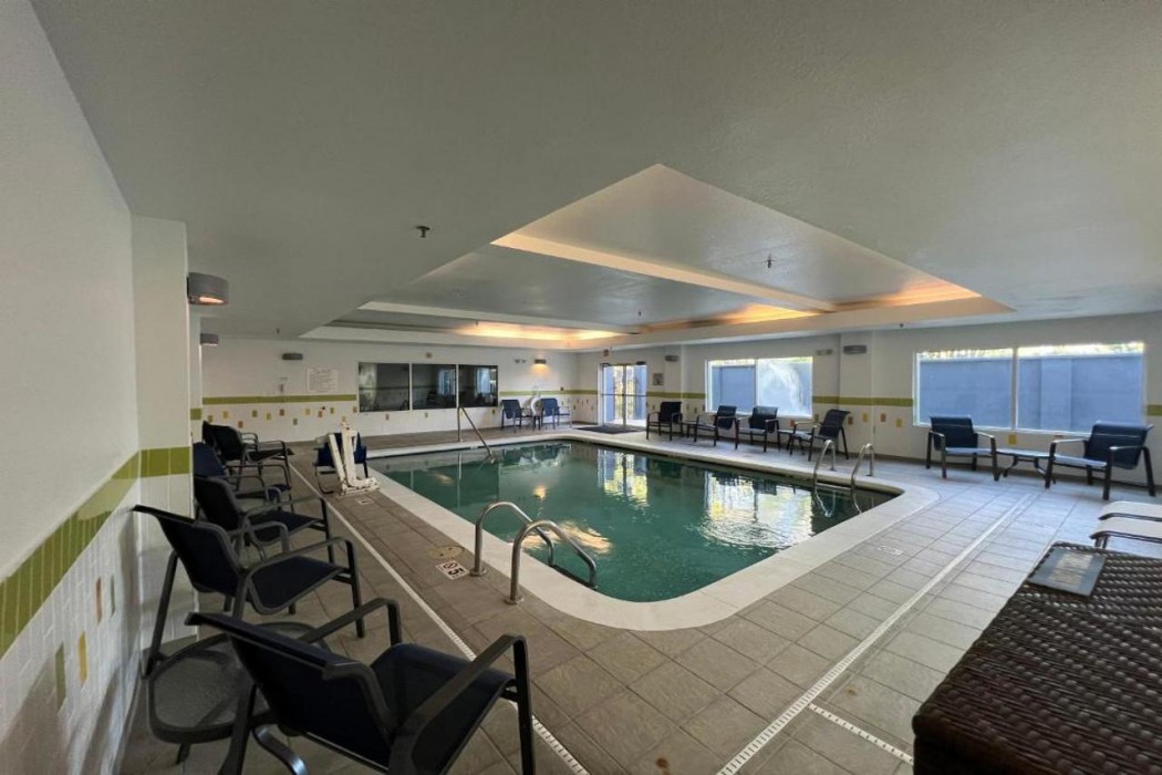 Country Inn & Suites by Radisson, LSU/Medical Corridor 21/28