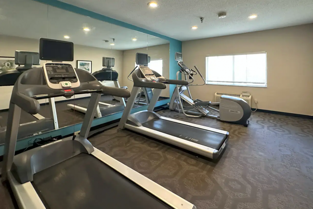 Country Inn & Suites by Radisson, Bismarck-Mandan 28/47