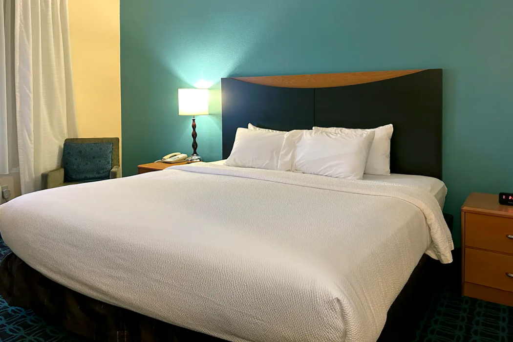Country Inn & Suites by Radisson, Bismarck-Mandan 10/47