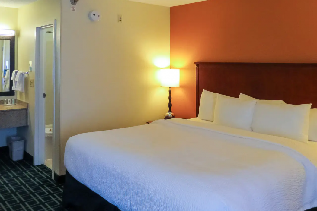 Quality Inn Cranberry Township 2/12