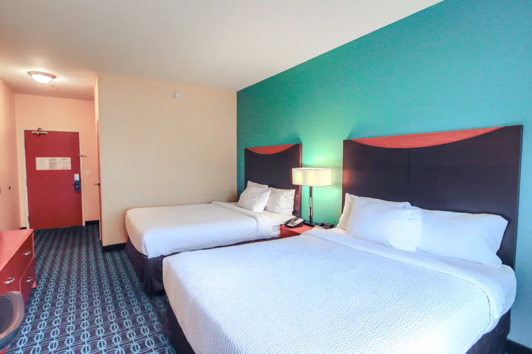 Comfort Inn & Suites Houston North - Spring 12/27