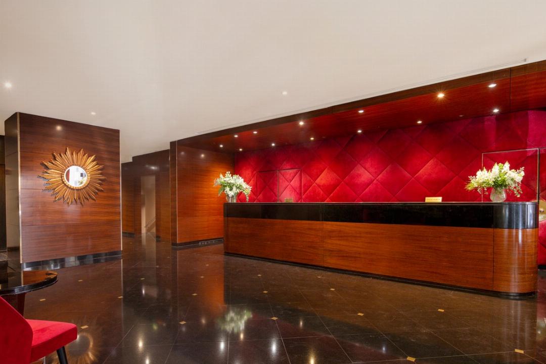 Lobby at Warwick Paris Champs-Elysees, PARIS