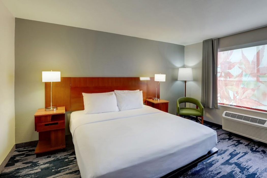 Best Western Plus Las Colinas Inn & Suites 17/58