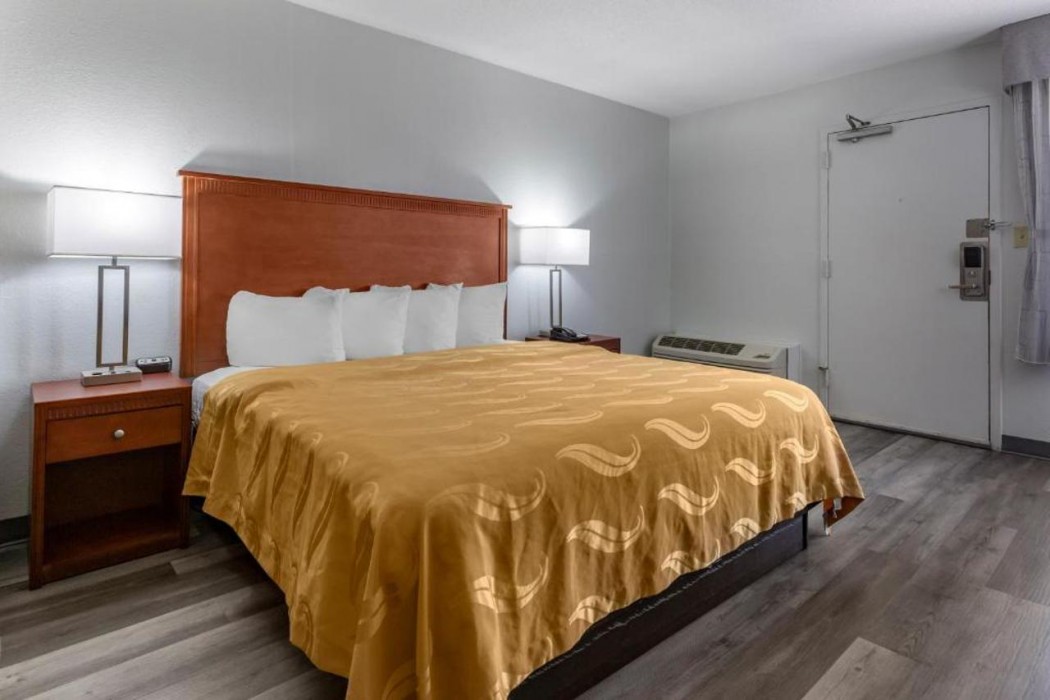 Quality Inn Fayetteville near Fort Bragg 11/28