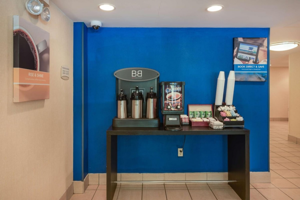 Motel6 Milford, CT 38/74