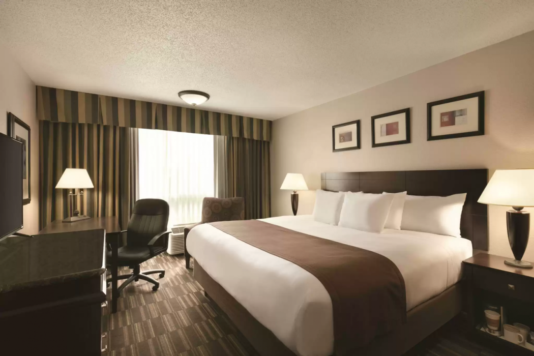 Radisson Hotel Louisville North 9/18