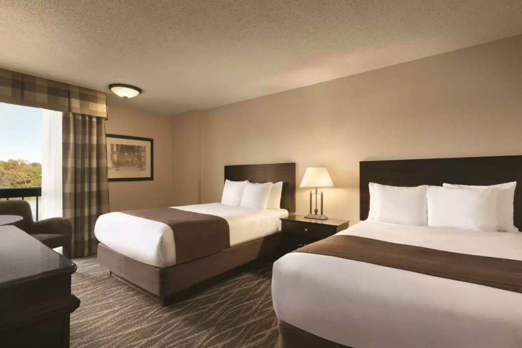 Radisson Hotel Louisville North 7/18