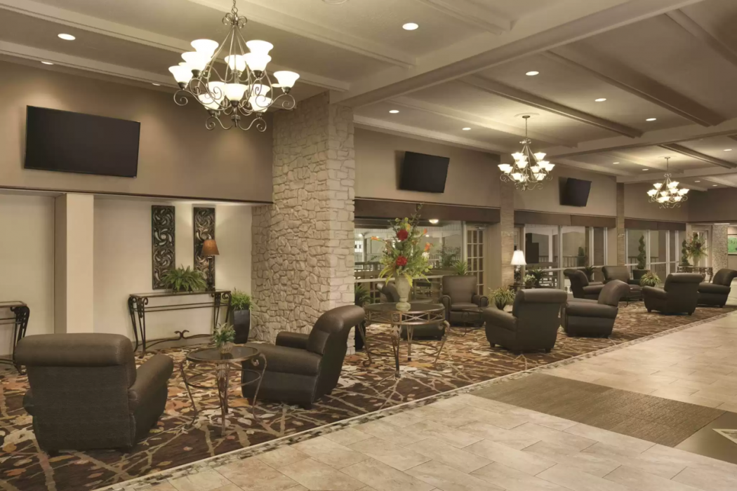 Radisson Hotel Louisville North 3/18