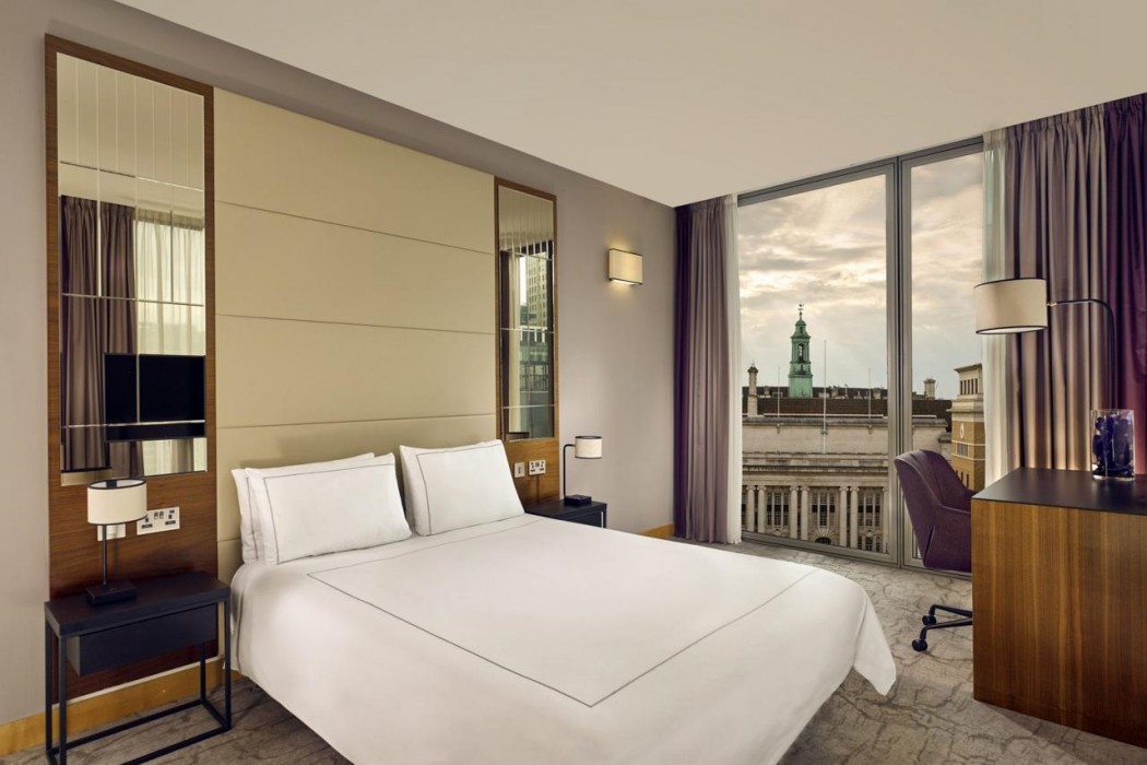 Park Plaza County Hall London 19/66