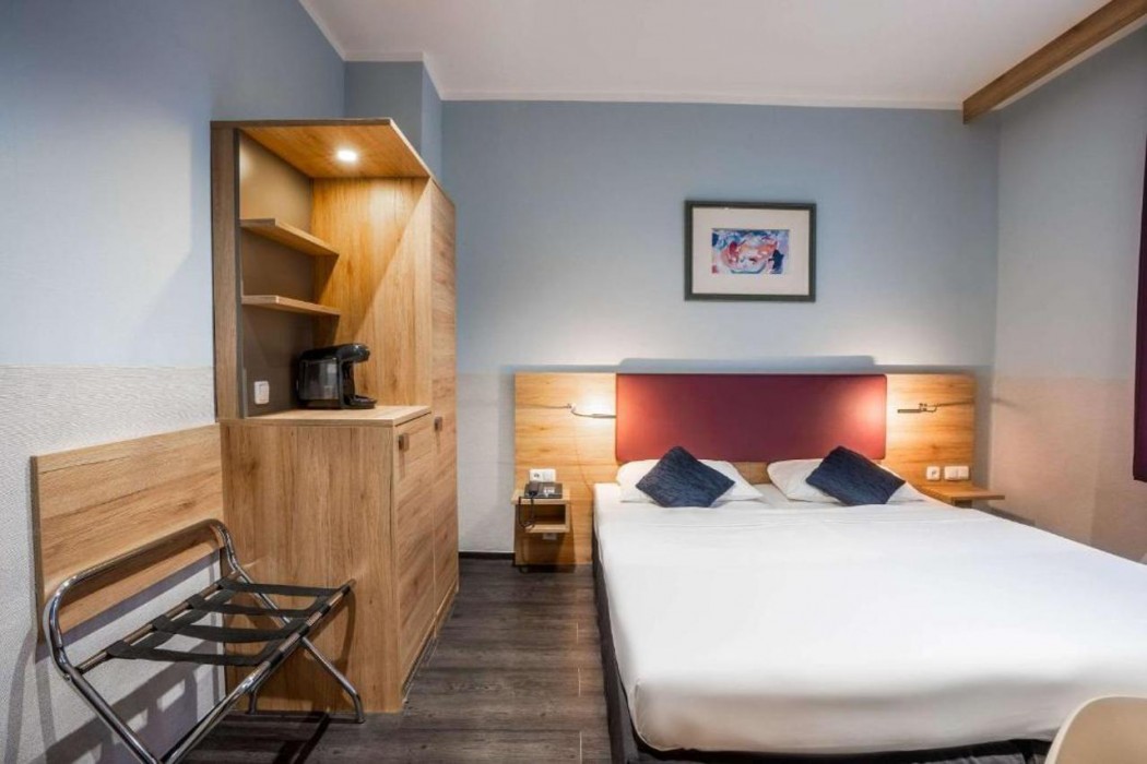Comfort Hotel Frankfurt Central Station 5/19