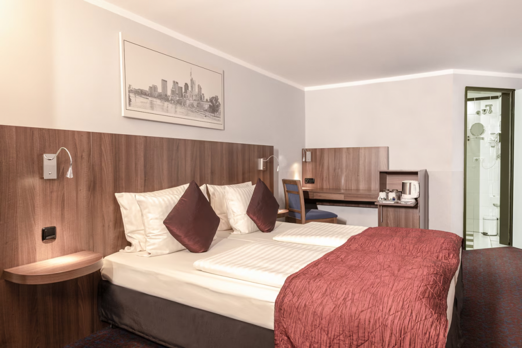 Ramada By Wyndham Frankfurt Central Station 11/35