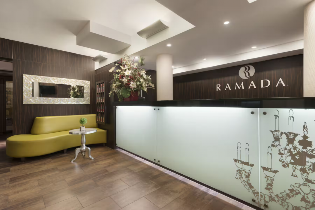 Ramada By Wyndham Frankfurt Central Station 2/35