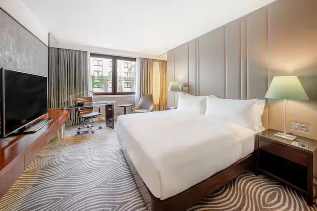 Hilton Berlin 21/70