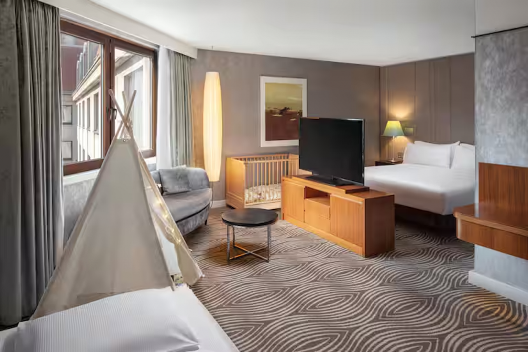 Hilton Berlin 16/70