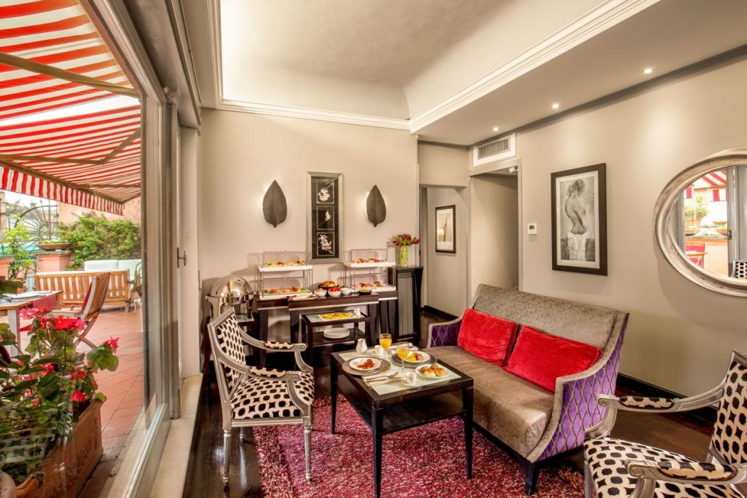 The Inn at the Spanish Steps 66/112