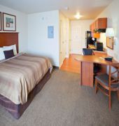 Candlewood Suites St. Joseph 12/54