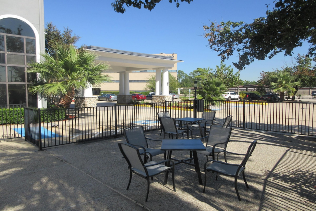 Best Western Champions Forest Inn and Suites 22/61