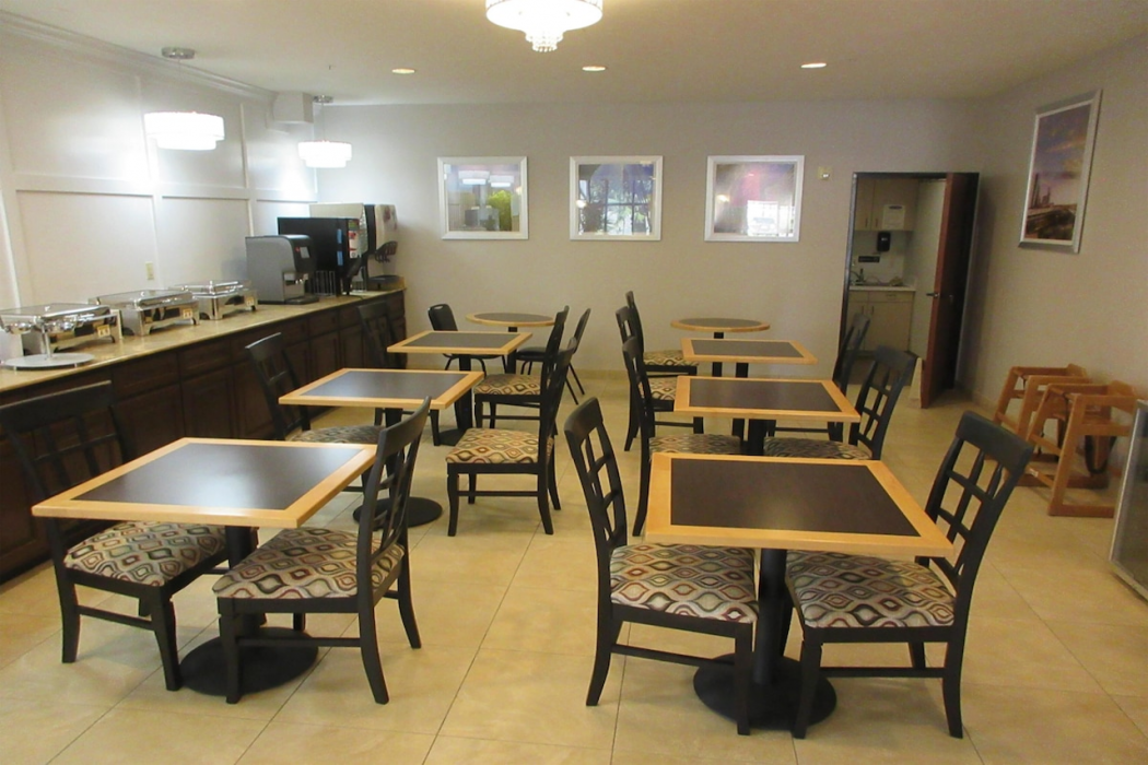 Best Western Champions Forest Inn and Suites 23/61