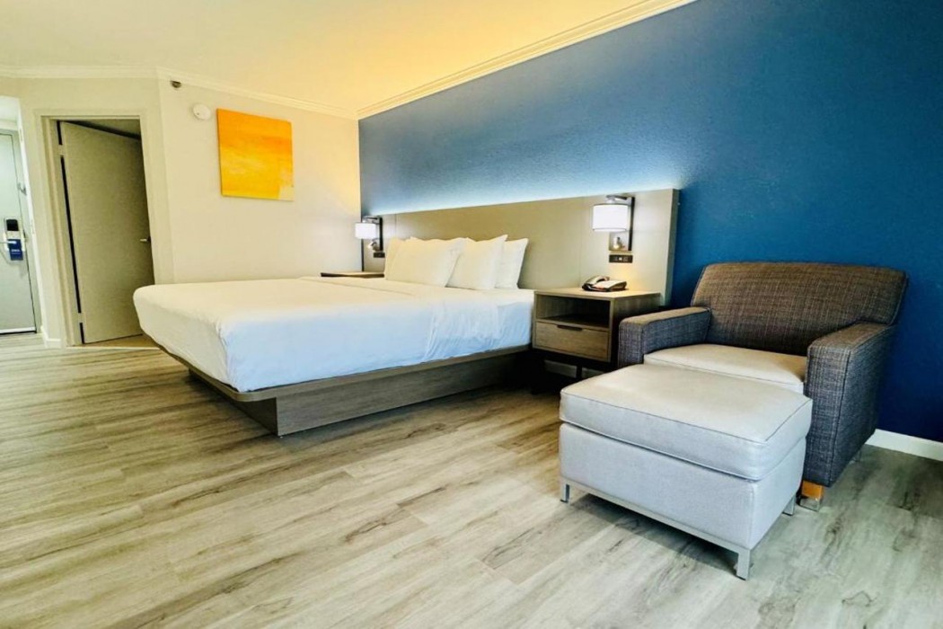 Comfort Inn & Suites Houston I-10 West Energy Corridor 13/21