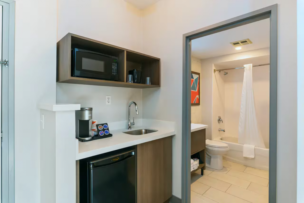 Comfort Suites London, ON 5/12