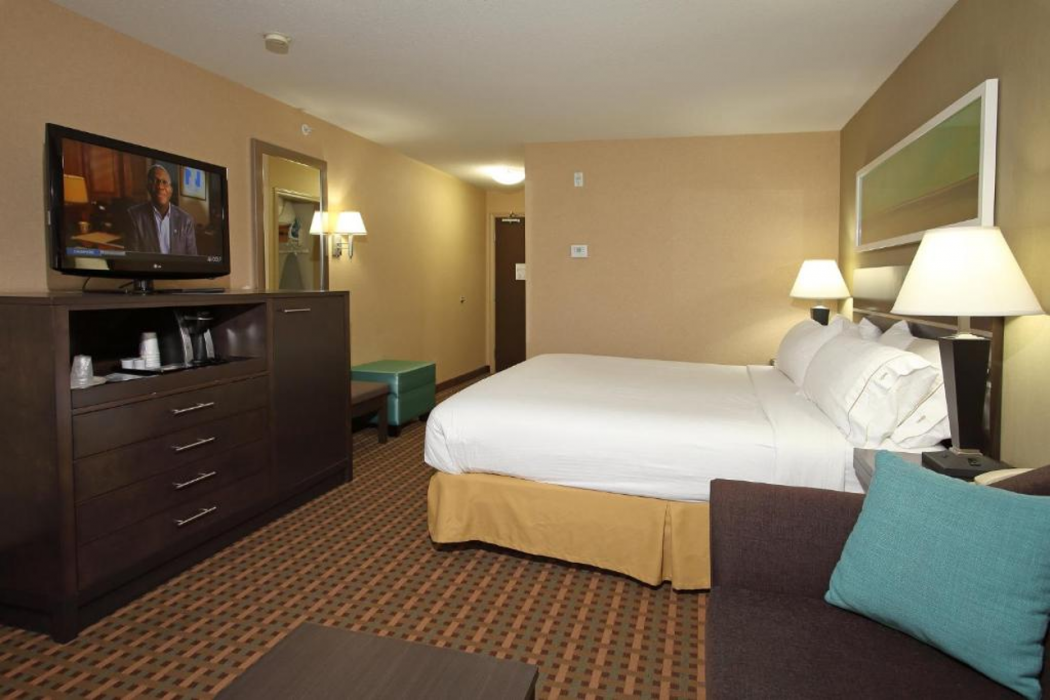 Holiday Inn Express Vernon 19/61