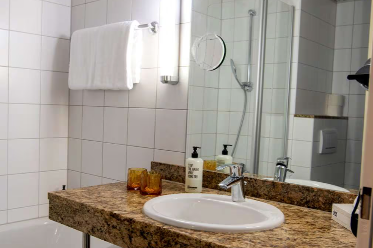 Best Western Conference Airporthotel Frankfurt-Moerfelden 12/21