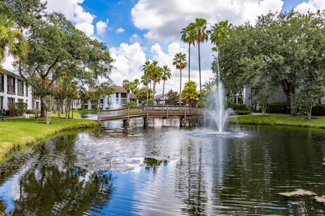 Legacy Vacation Resorts - Orlando-Kissimmee 6/95