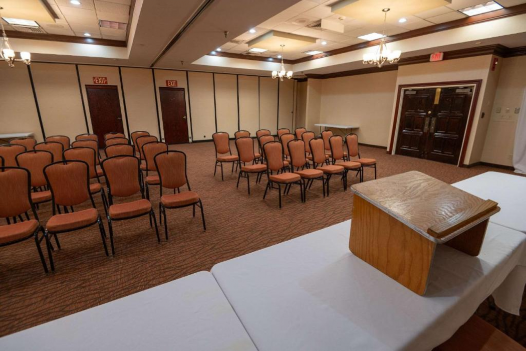 Quality Inn & Suites Downtown Mansfield, OH 13/21