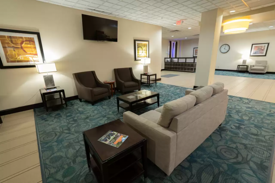 Quality Inn & Suites Downtown Mansfield, OH 3/21