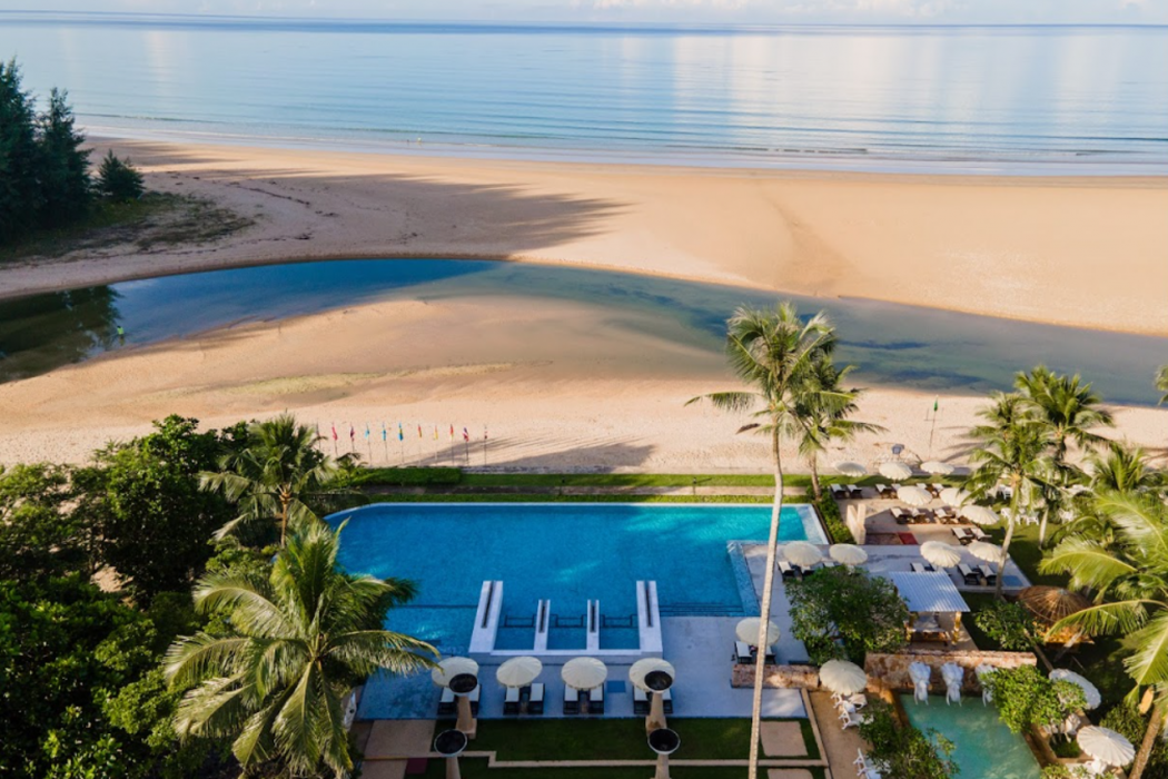 Apsara Beachfront Resort and Villa 76/126