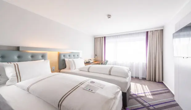 Premier Inn Stuttgart Airport/Messe 7/23