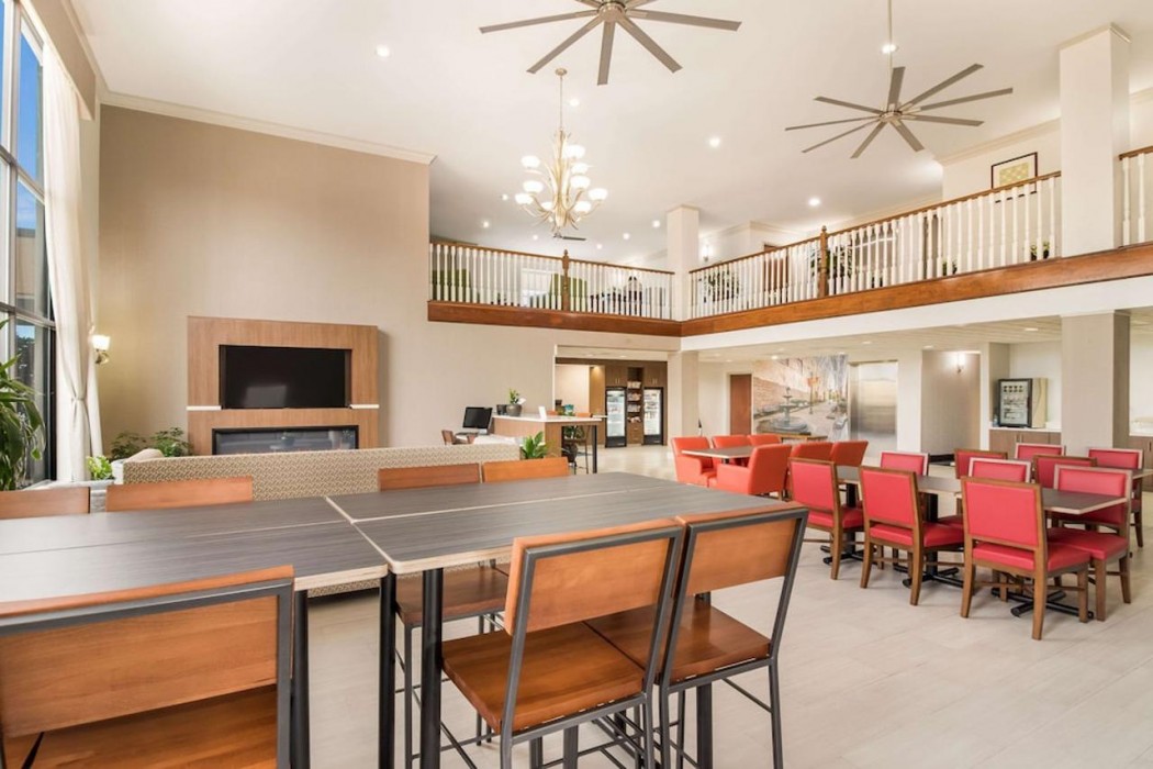 Clarion Pointe New Bern 5/37