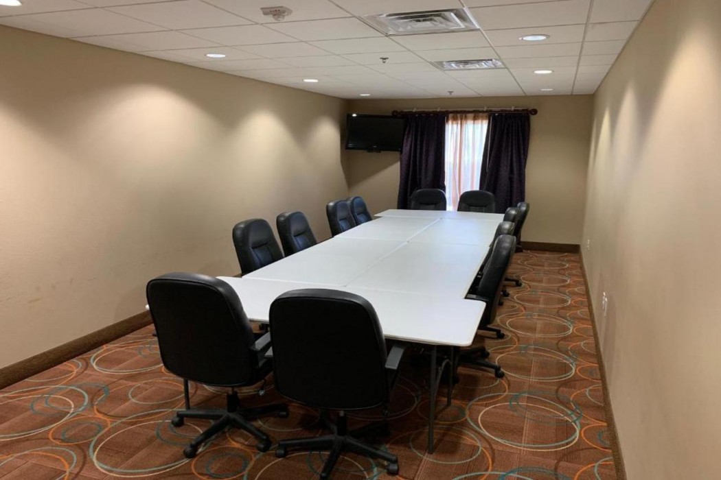 Holiday Inn Express & Suites Havelock NW-New Bern, an IHG Hotel 18/45