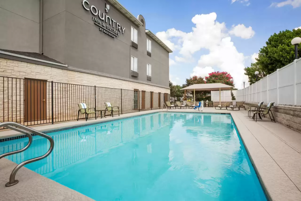 Country Inn & Suites by Radisson, Austin North (Pflugerville), TX 27/45