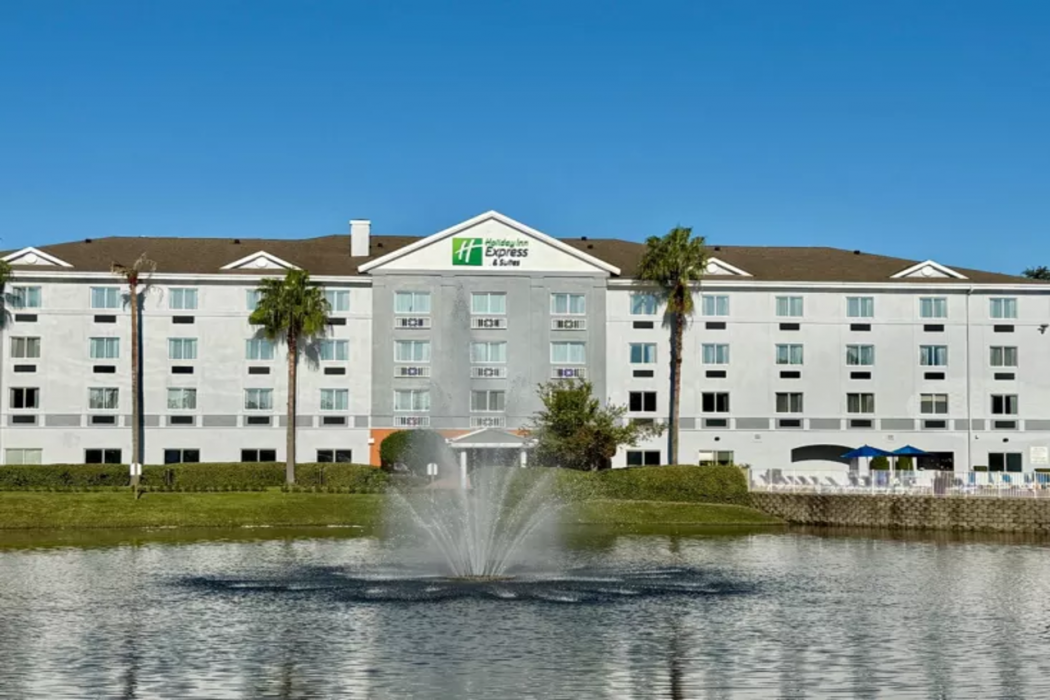 Holiday Inn Express & Suites Clermont SE - West Orlando, an IHG Hotel photo1