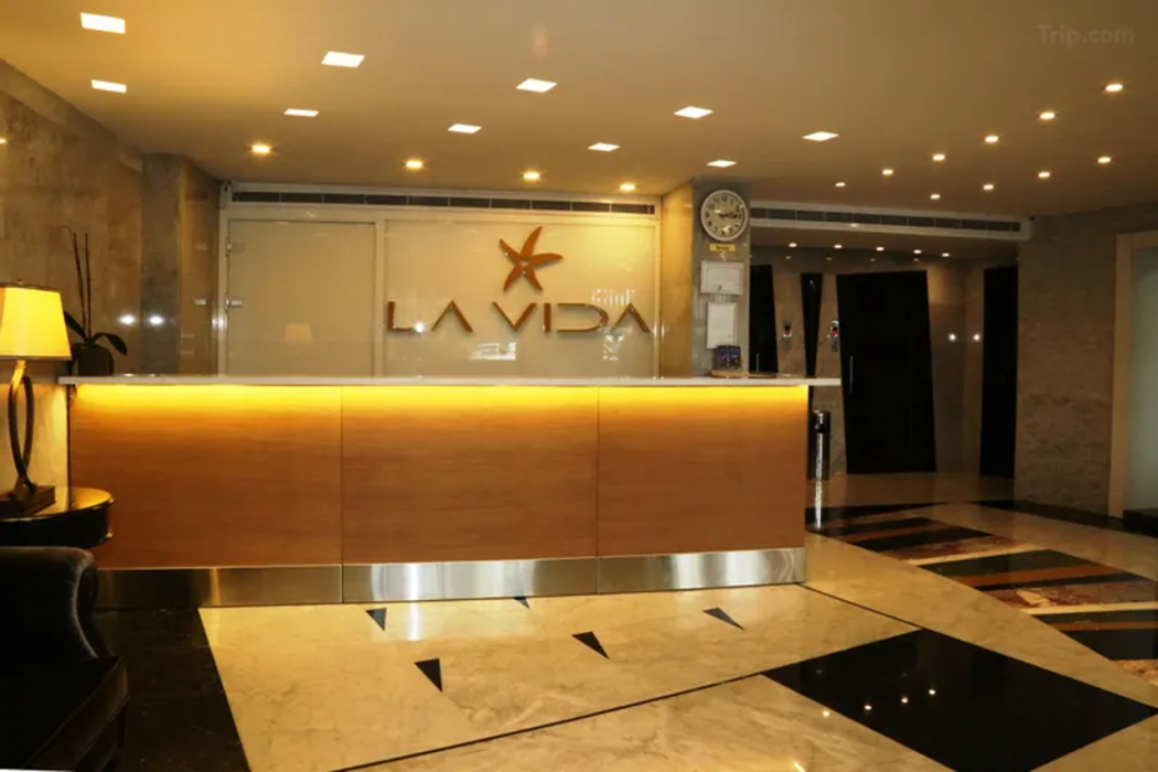 La Vida Suite 8/28